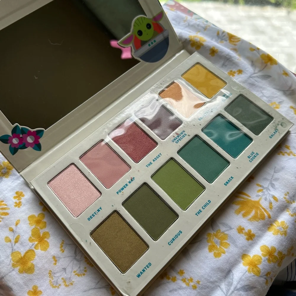 Star Wars Eyeshadow Palette 12 Colors